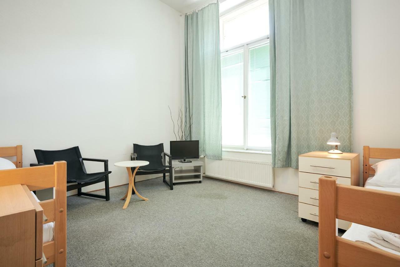 Hostel Mikolase Alse Prag Exterior foto